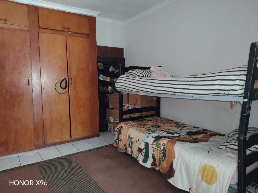3 Bedroom Property for Sale in Clairewood Western Cape